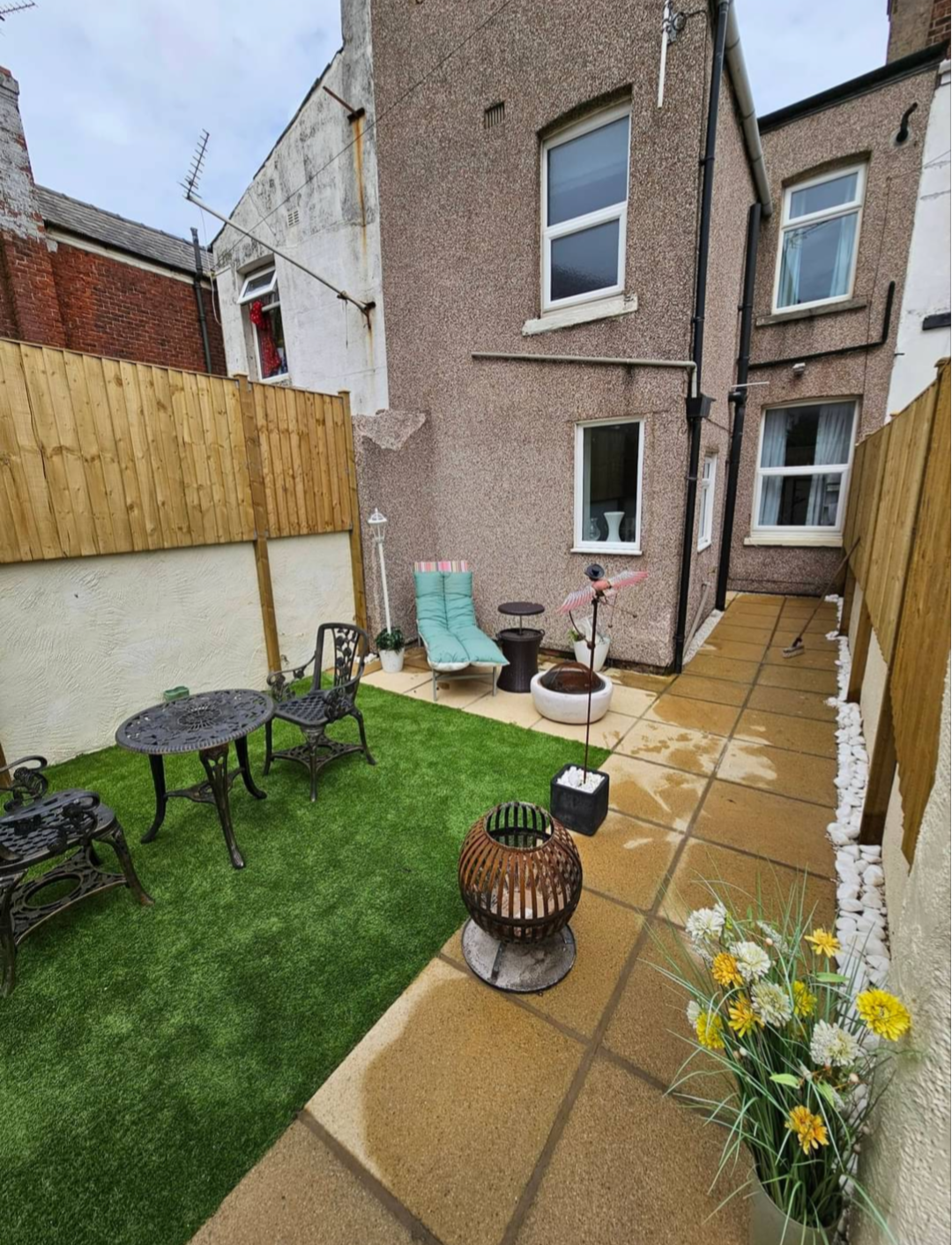 Landscaping & paving
